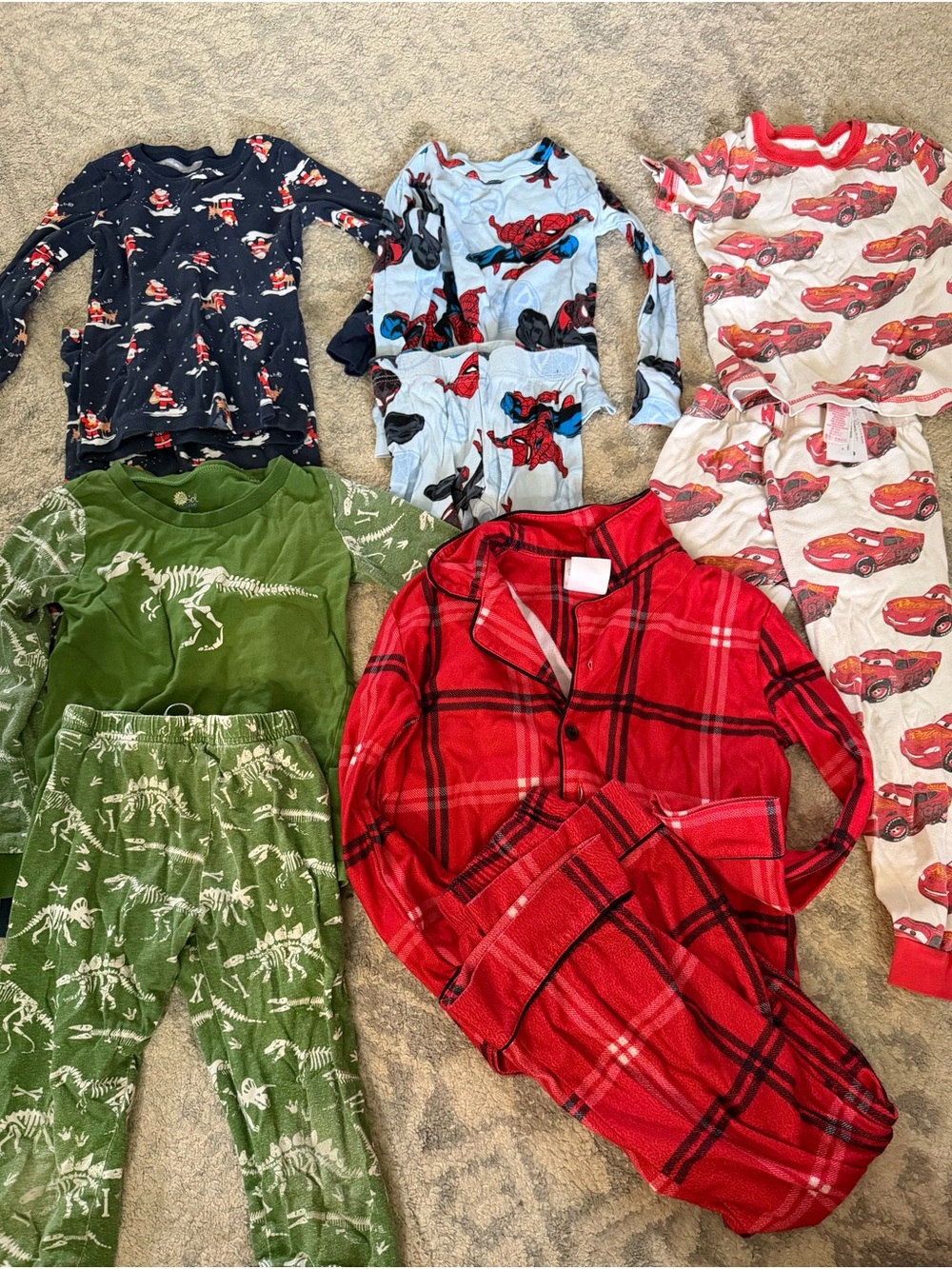 Kids bundle of 5 pair of pajamas
